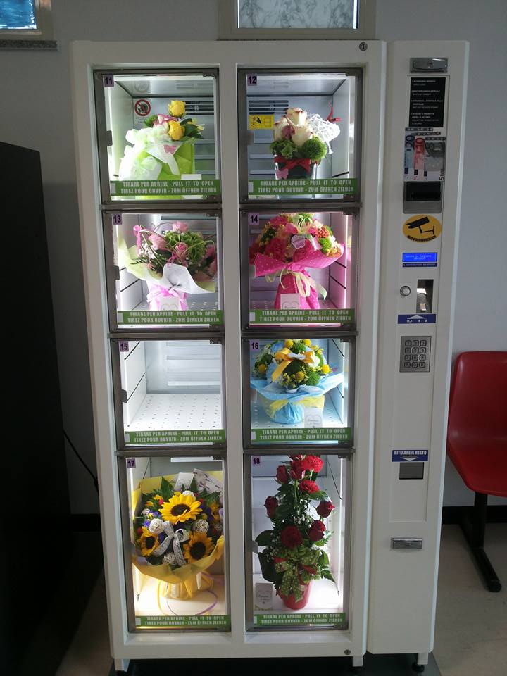 Blomsterautomaten Flowerbox: 8-10 rum med køling og kortlæser. Blomsterautomaten Flowerbox: 8-10 rum med køling og kortlæser.